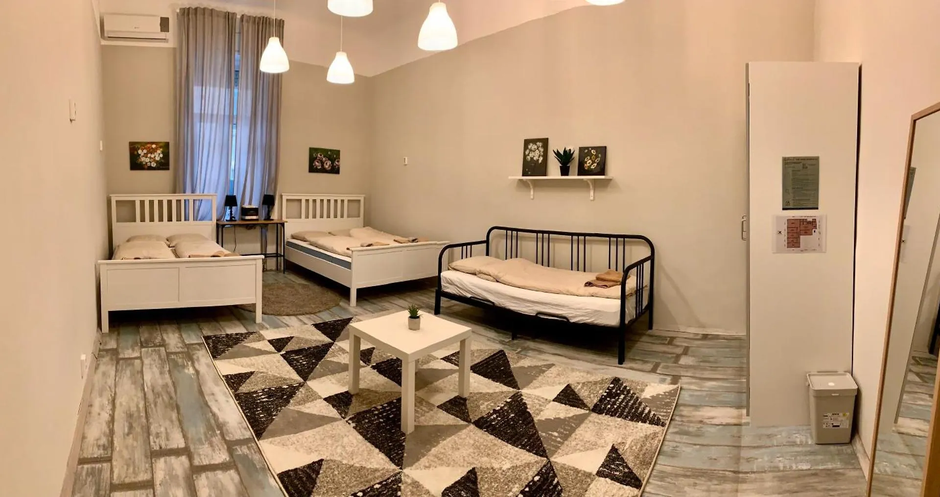 Rooms For Rent In Centre Budapest 0*,