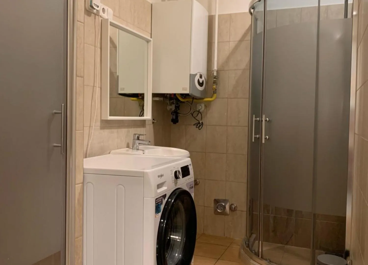 Rooms For Rent In Centre Budapest Apartment